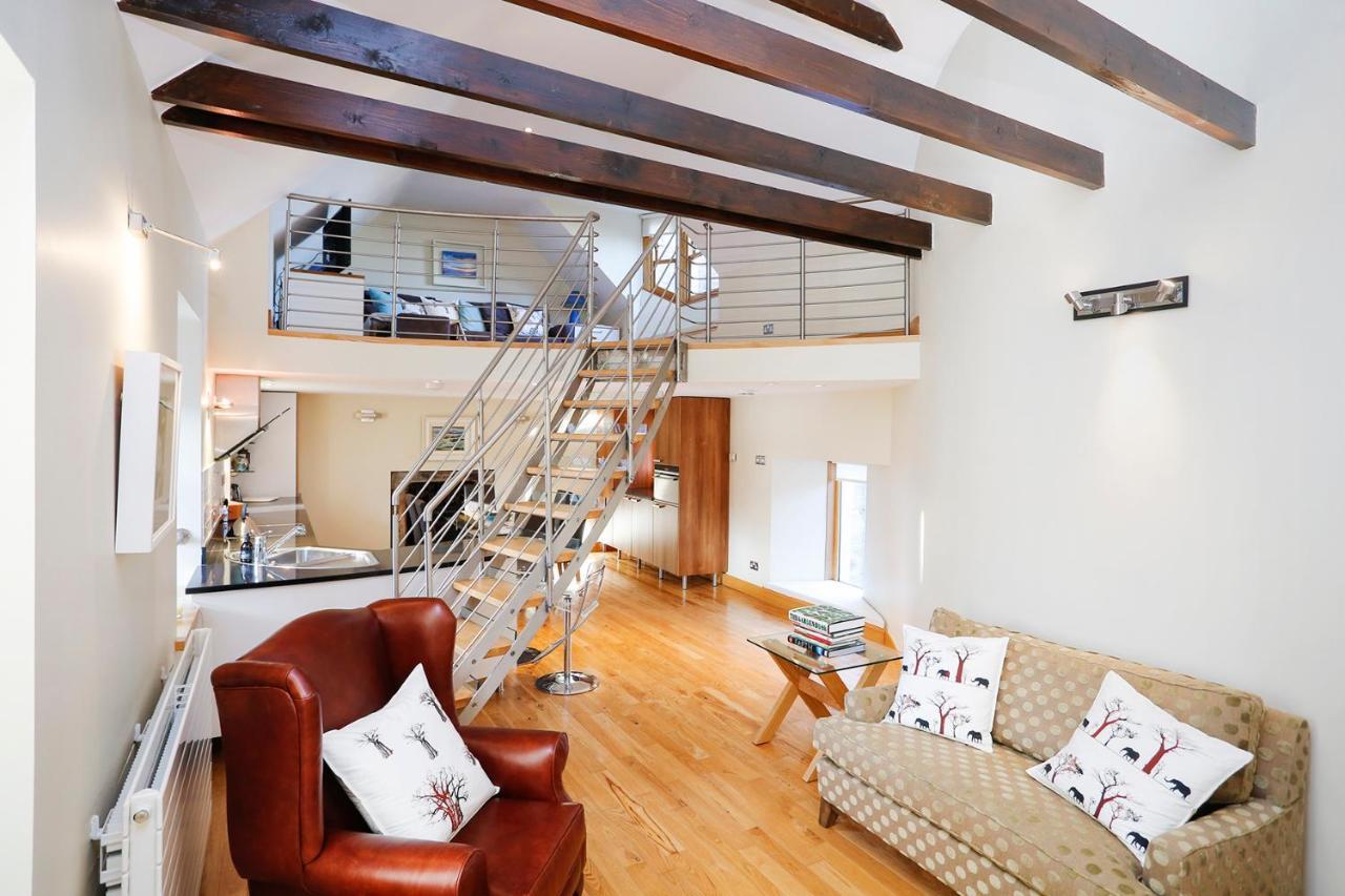 Joivy Unique Mezzanine Apartment In Сент-Ендрюс Екстер'єр фото